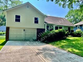 featured image of 9832 Walmer St