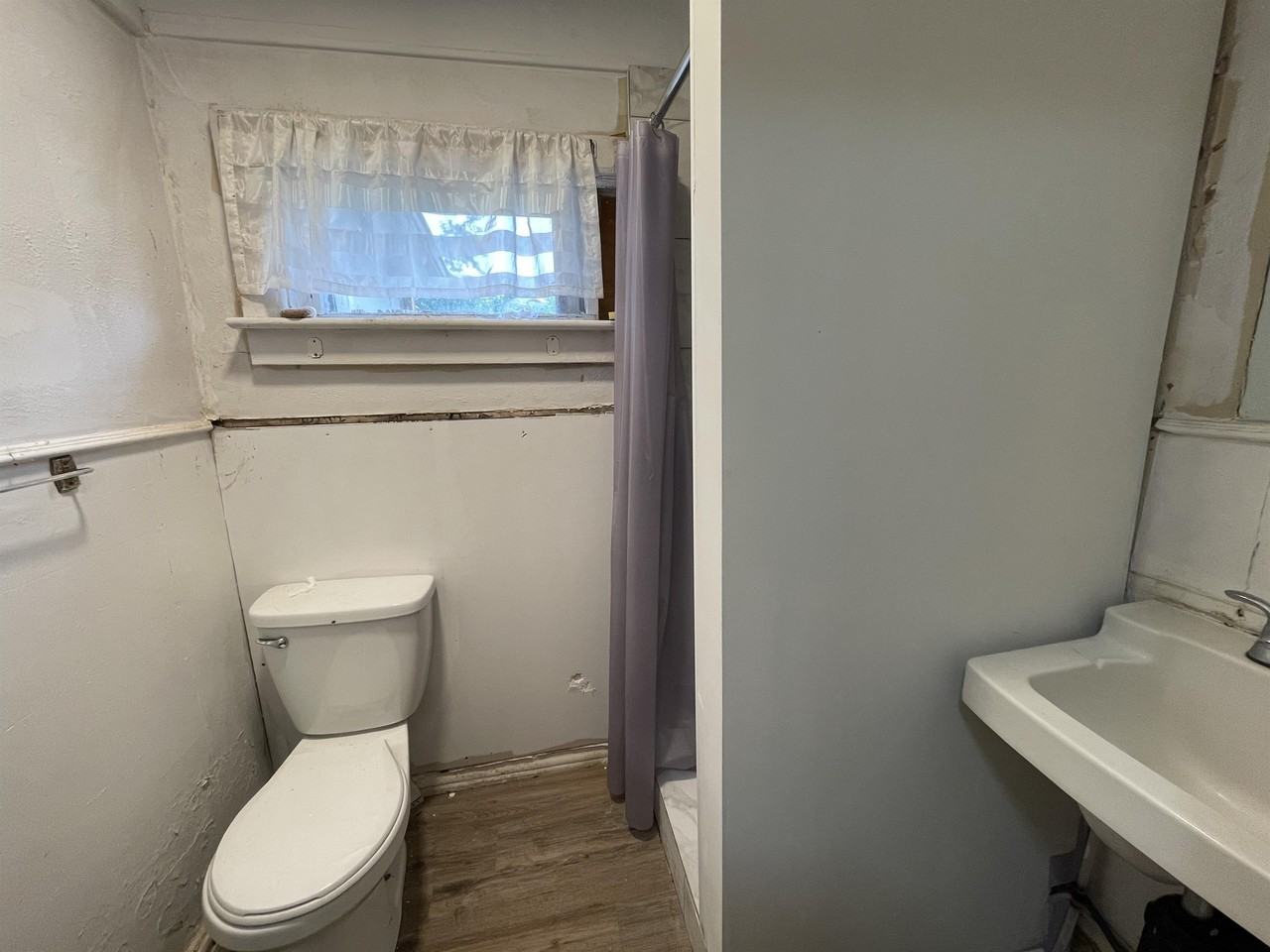 149 Burgar Street - Photo 4 of 19