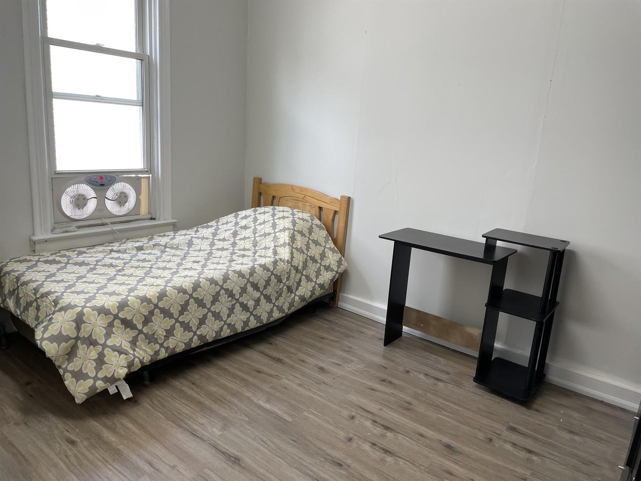 149 Burgar Street - Photo 6 of 19