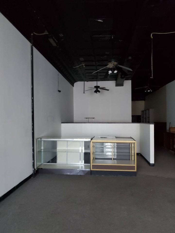 211 E. Stephenson St - Photo 3 of 5