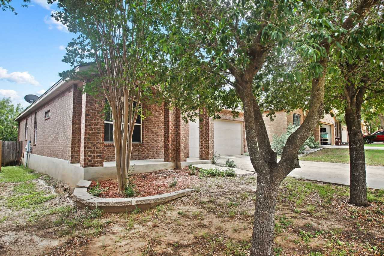 12206 Dewitt Way - Photo 3 of 27