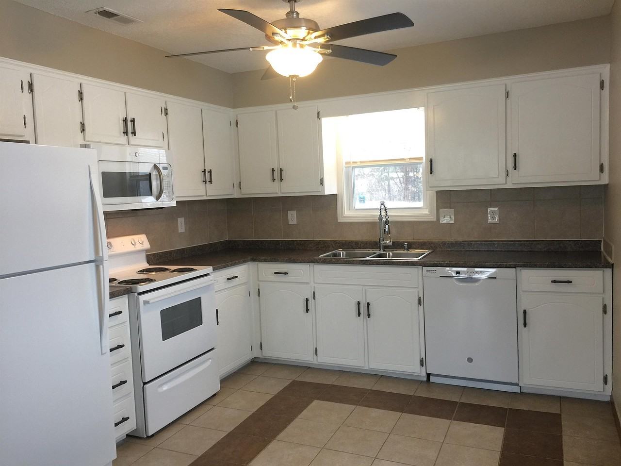 Penn Station - Photo 3 of 33