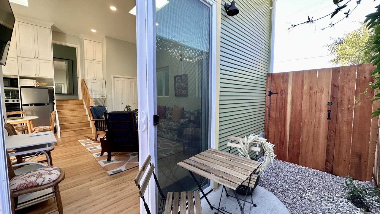 844 52nd Avenue - Photo 3 of 21