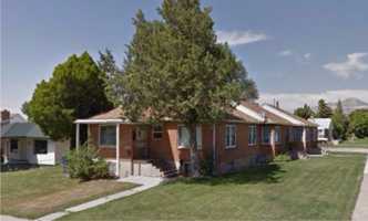 featured image of 2035 Van Buren Ave