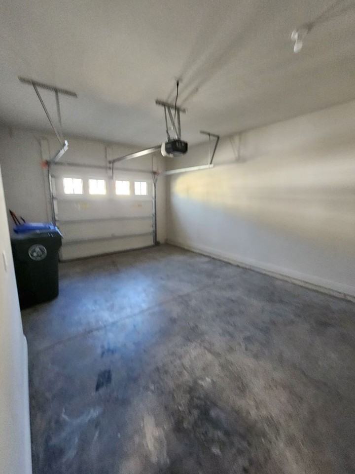 53 Mayo Ct - Photo 3 of 38