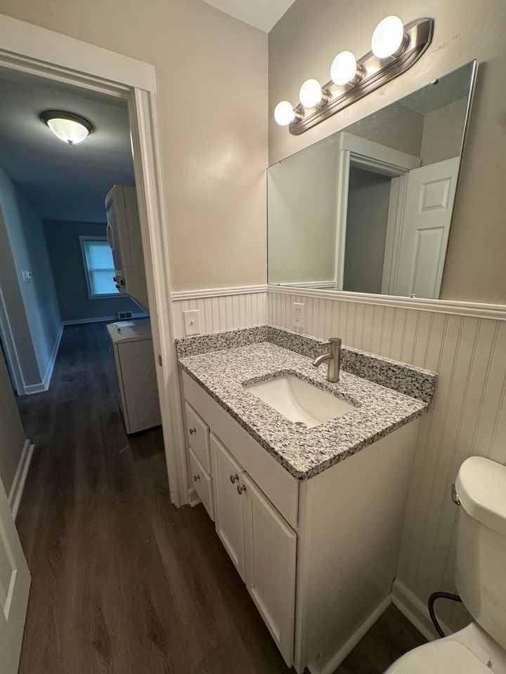 1525 Fairfax Rd - Photo 3 of 7