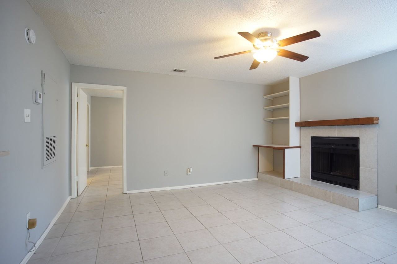 8805 Schick Rd - Photo 2 of 11