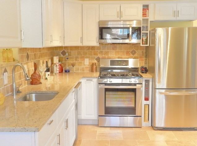 11310 Ashley Drive - Photo 5 of 22