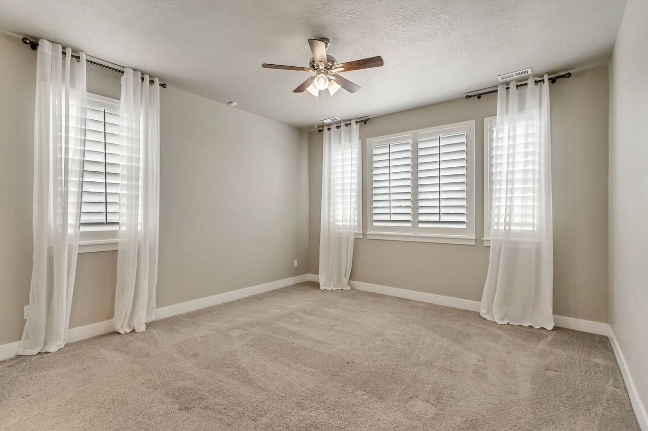 1183 W 1860 S - Photo 7 of 12