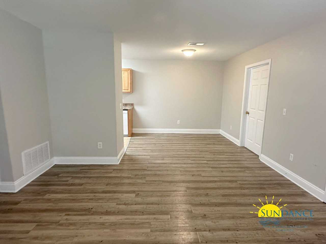 8462B Chisholm Rd - Photo 3 of 11