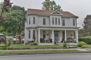 featured image of 506 W Main St