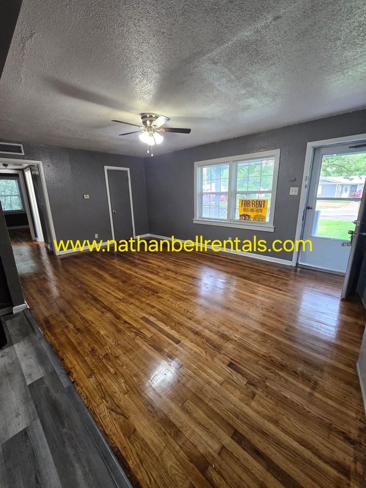 325 17th St Sw - Photo 5 of 14