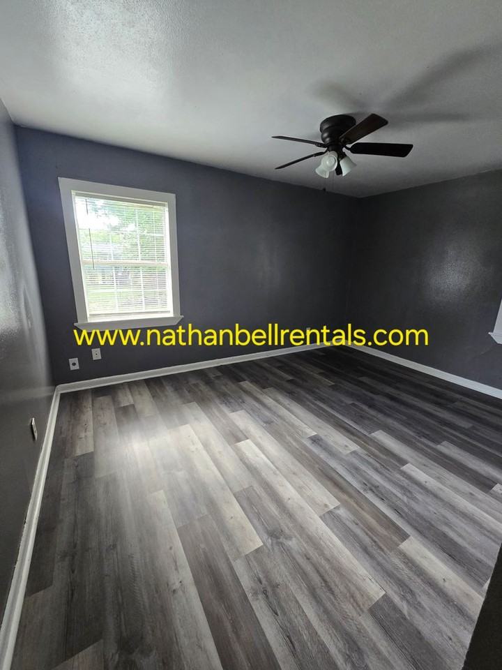 325 17th St Sw - Photo 7 of 14