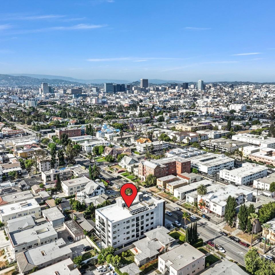 1537 South Wilton Place - Photo 2 of 22