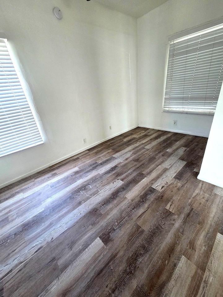 1193 56th Street - Photo 5 of 7