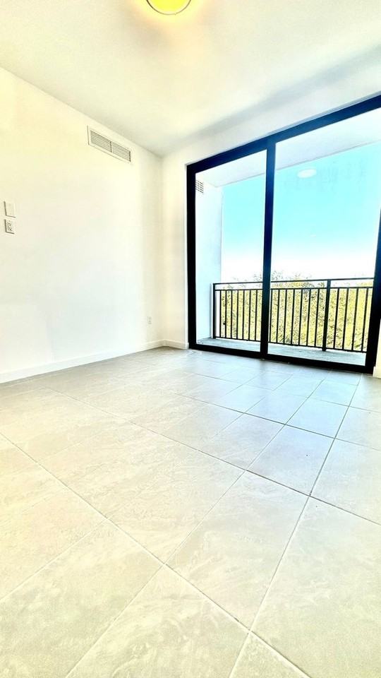 2640 Apartments, LLC - Photo 7 of 30