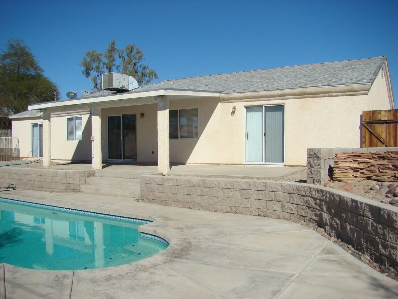 191 Olive Ln - Photo 4 of 24
