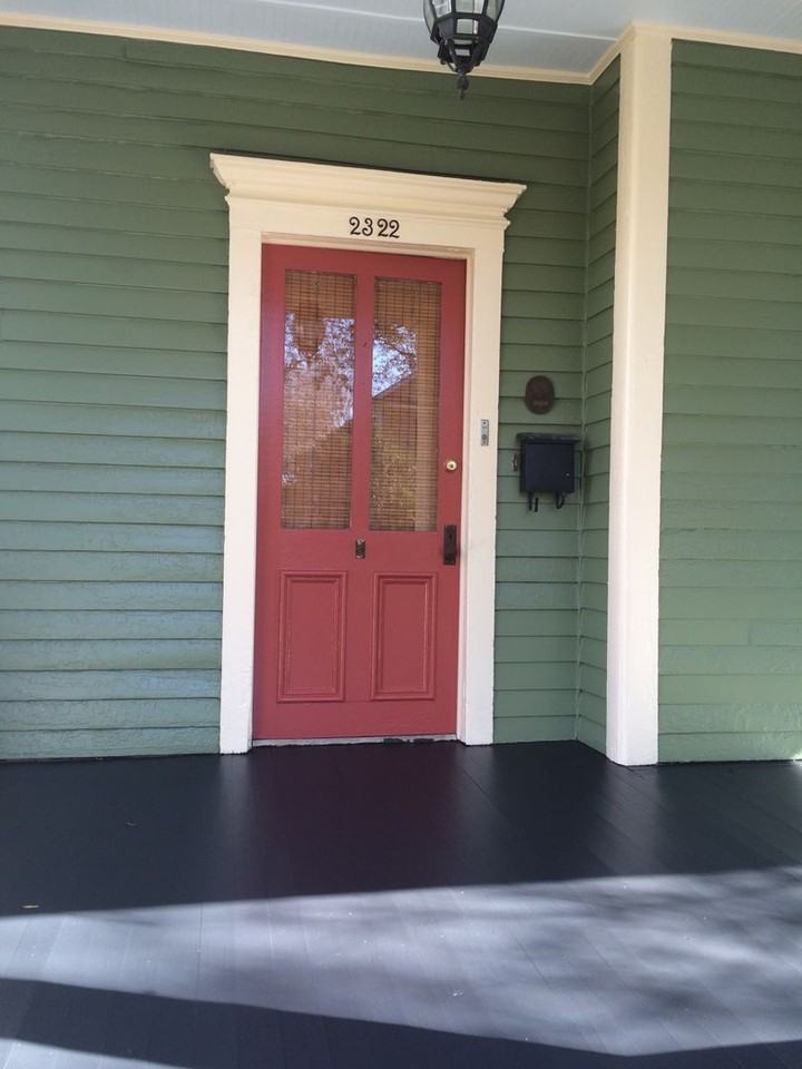 2322 Lincoln St - Photo 3 of 6