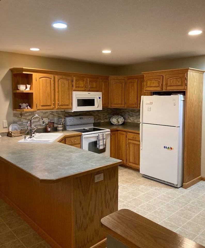 1619 Covey Dr - Photo 7 of 45