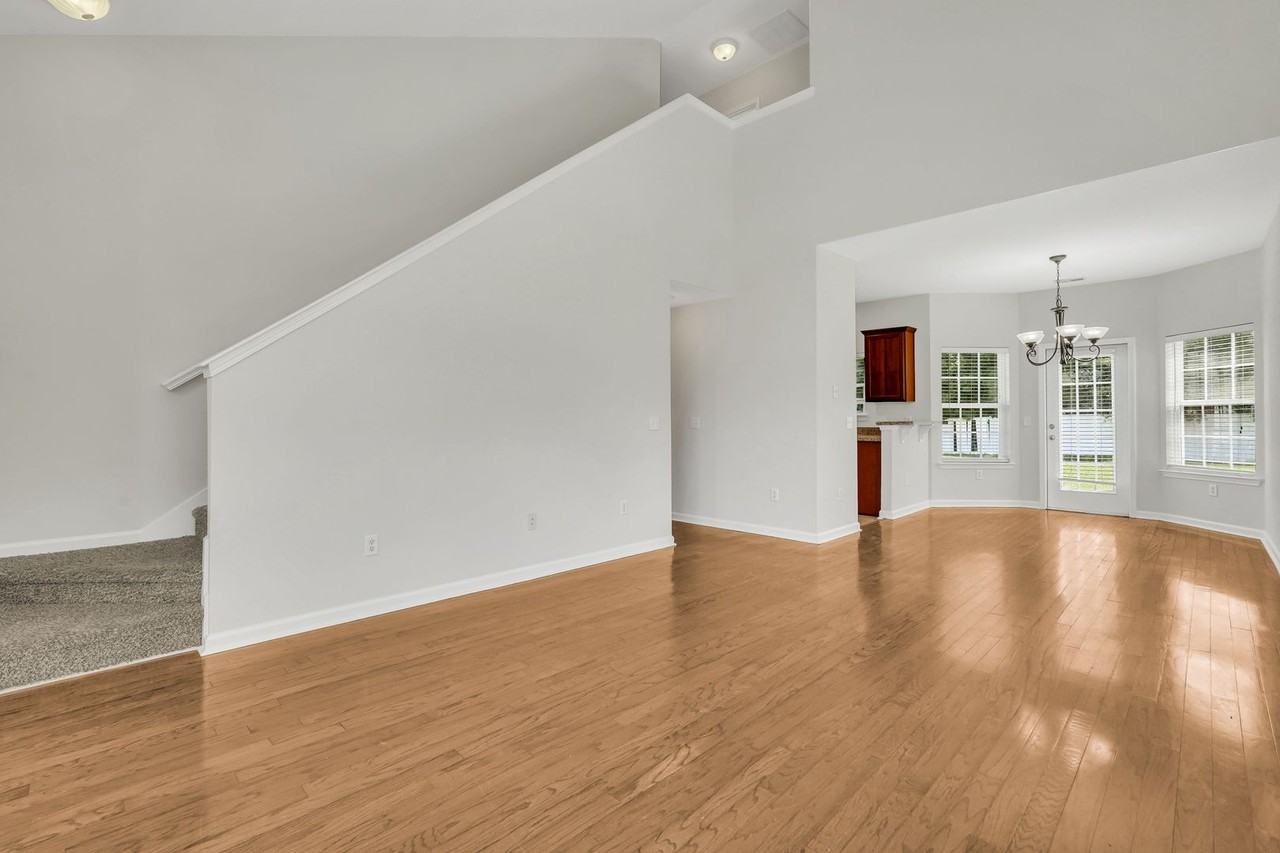 145 Red Oak Dr - Photo 7 of 31