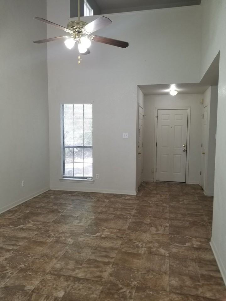 2608 Tortuga Ln - Photo 2 of 29