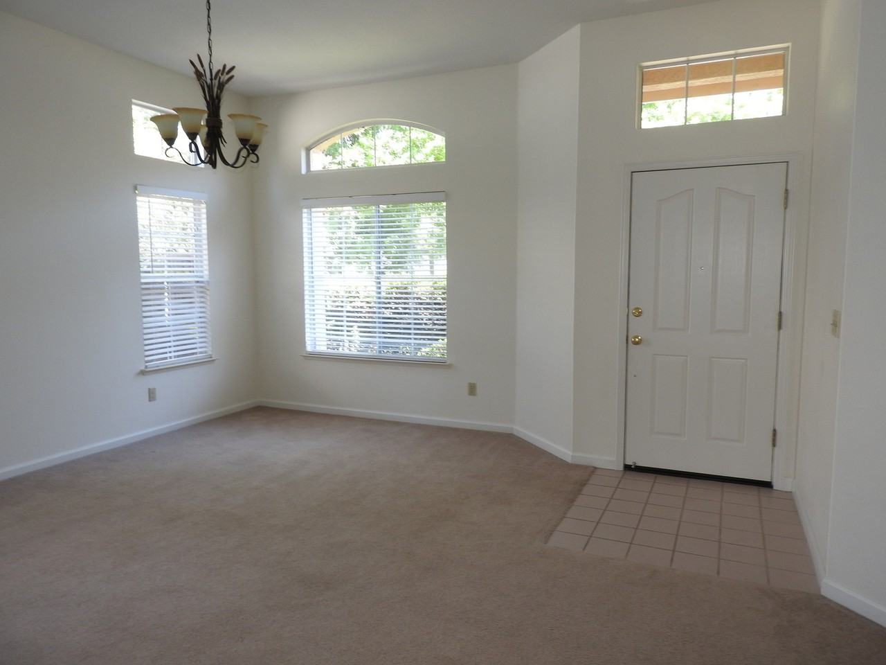 154 Elkins Cir - Photo 2 of 21
