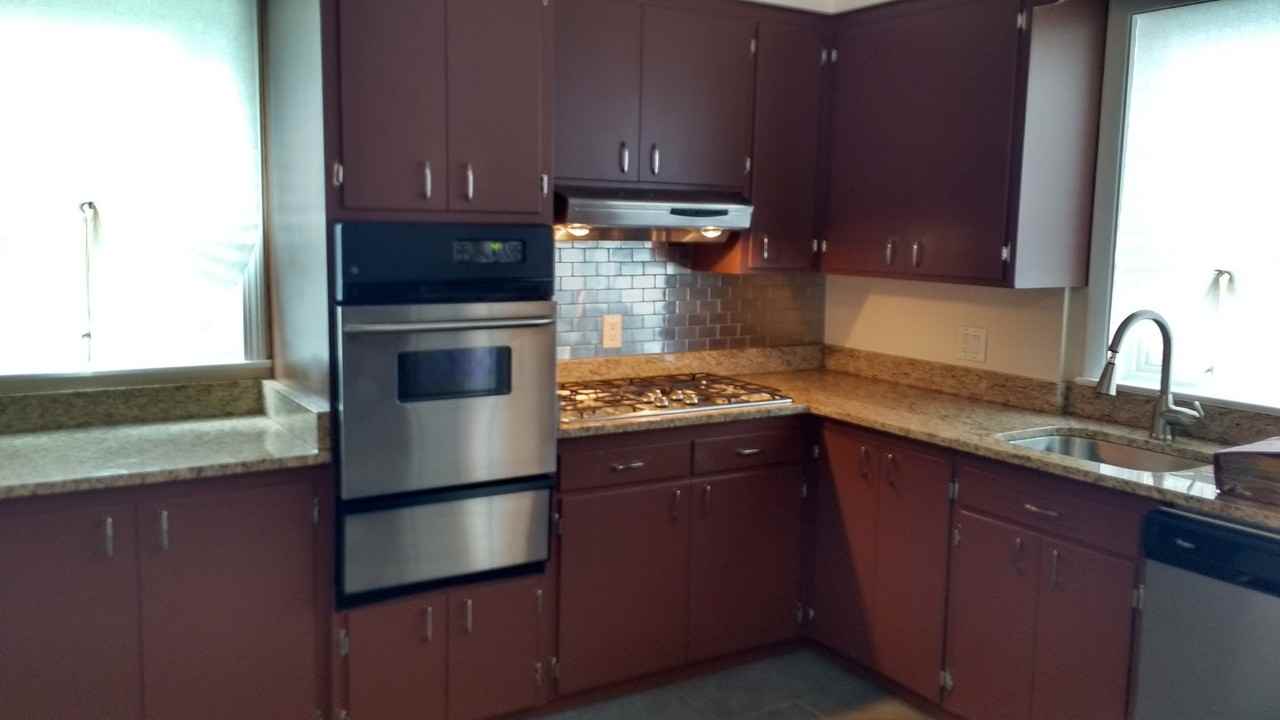 256 Niagara St - Photo 3 of 14