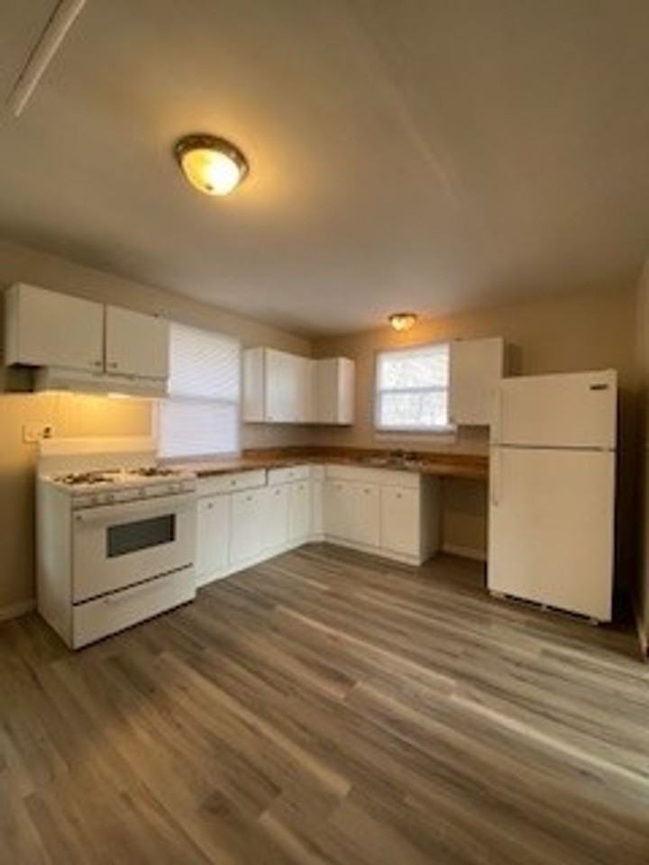 55363 Lexington Ave - Photo 4 of 21