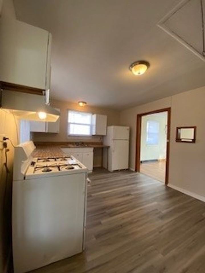 55363 Lexington Ave - Photo 5 of 21