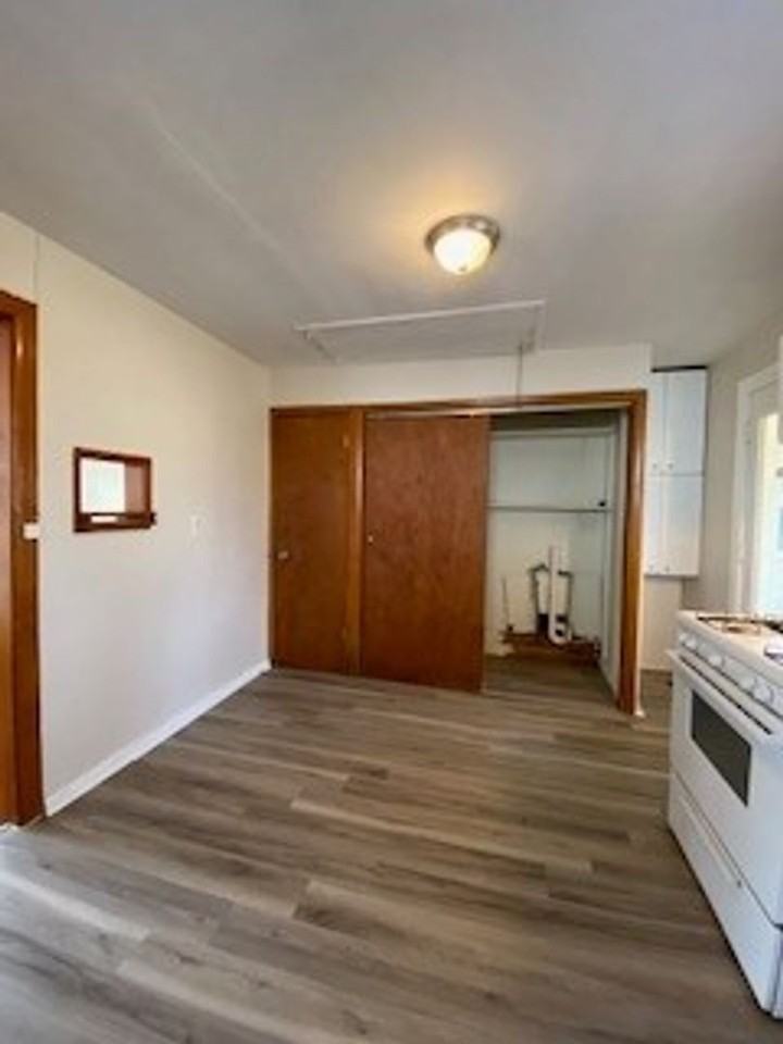 55363 Lexington Ave - Photo 7 of 21