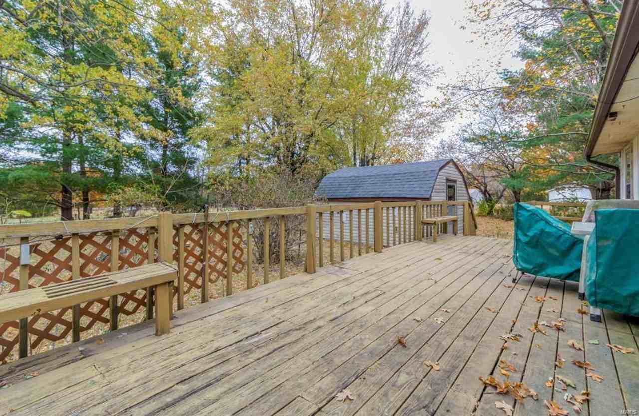 20303 Dove Rd - Photo 3 of 8