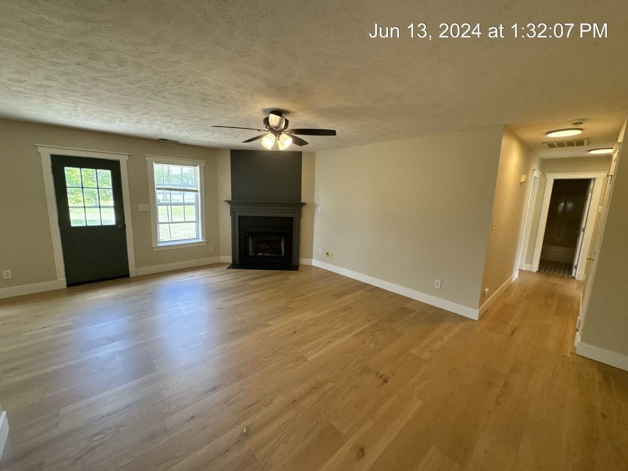 146 Cavalier Dr - Photo 6 of 24