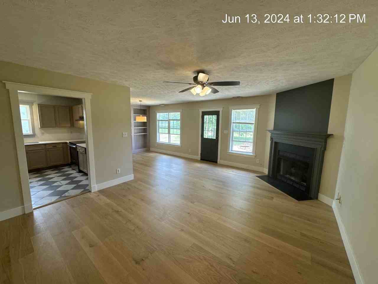 146 Cavalier Dr - Photo 7 of 24