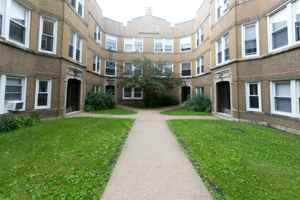 featured image of 4828 West Addison Street #G