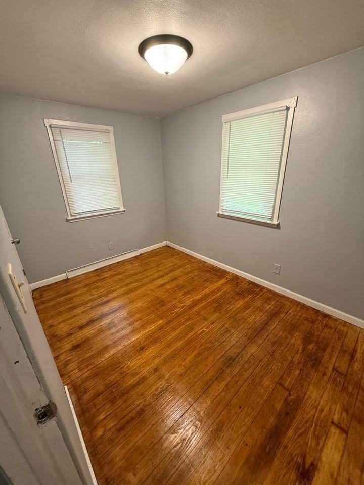 142 142 S. Wesley - Photo 2 of 4