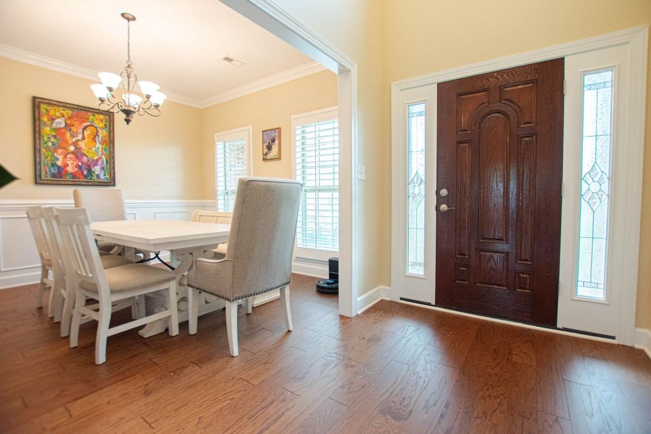 1195 Wicke Rd - Photo 3 of 25