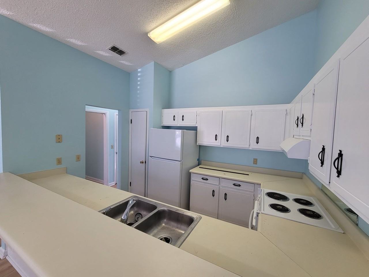 5500B Sunset Ave - Photo 6 of 19