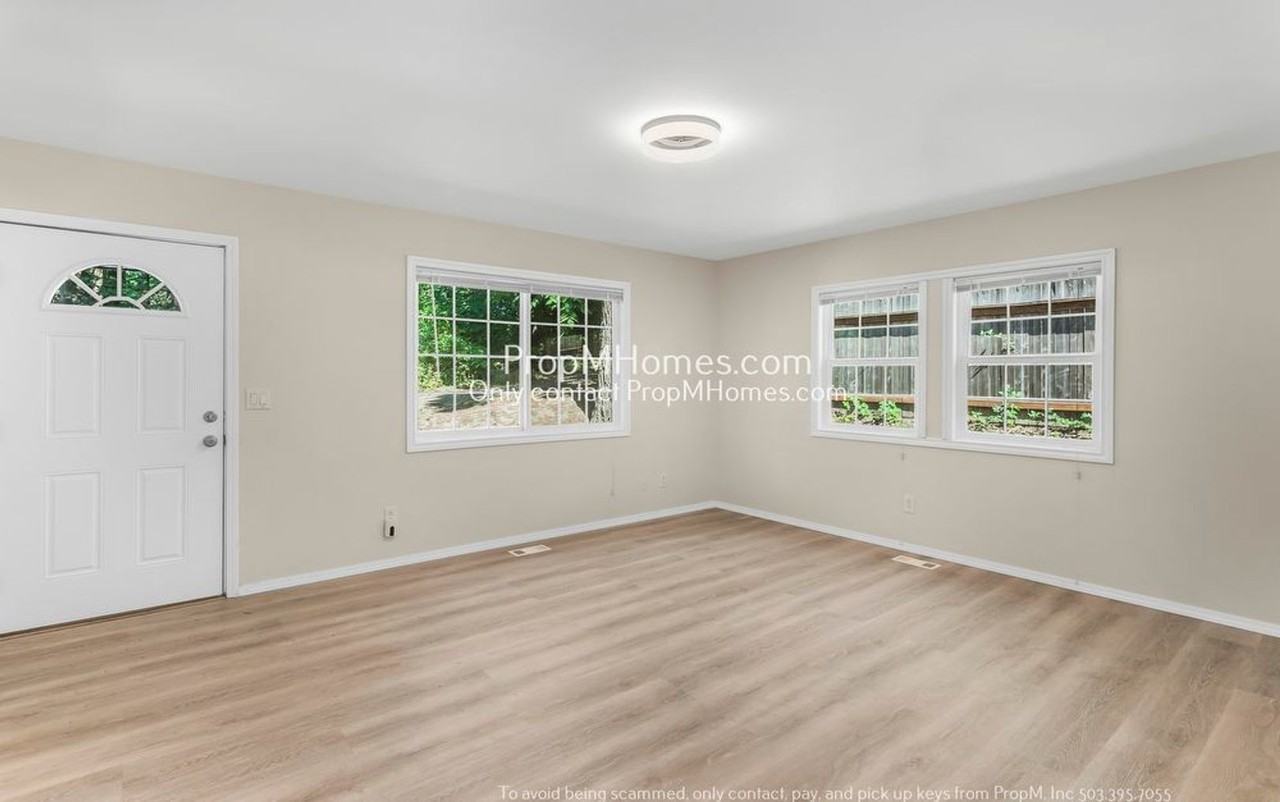 5322 Sw Coronado St - Photo 2 of 18