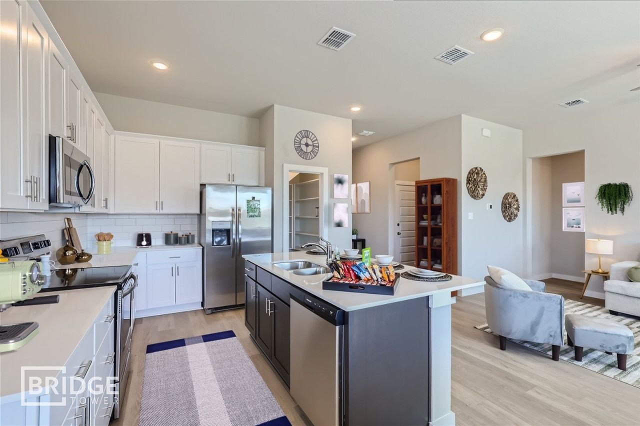 517 Rock Meadow Ln - Photo 3 of 20