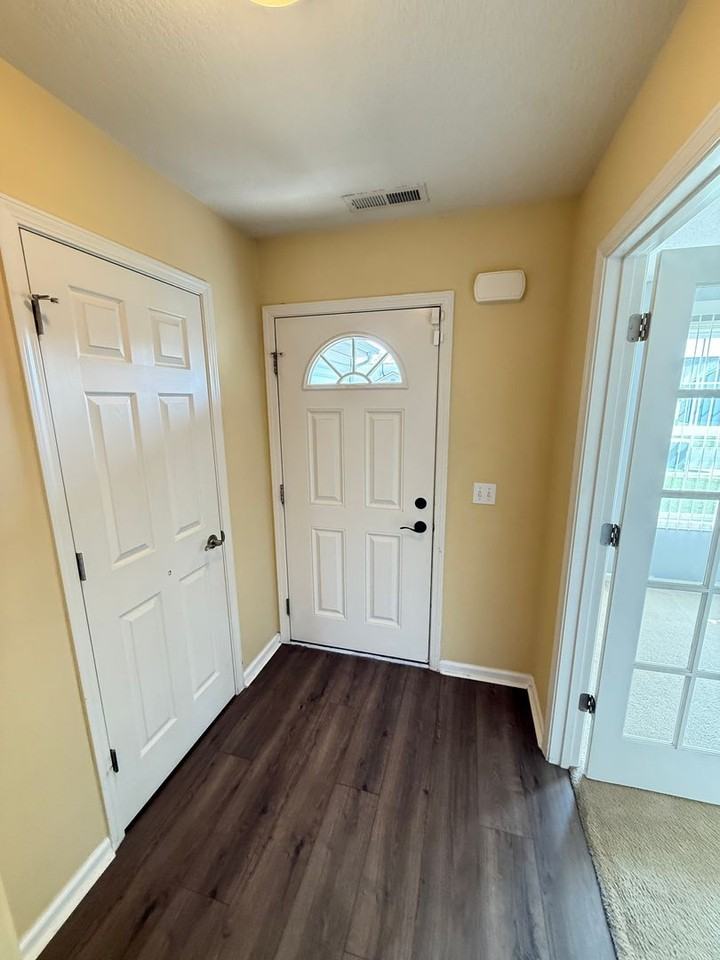 3921 Stanton Hall Pkwy - Photo 2 of 24