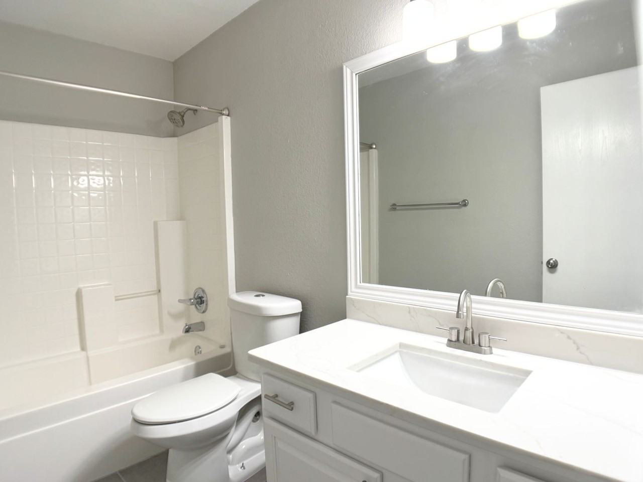 3913 Periwinkle Dr - Photo 7 of 13