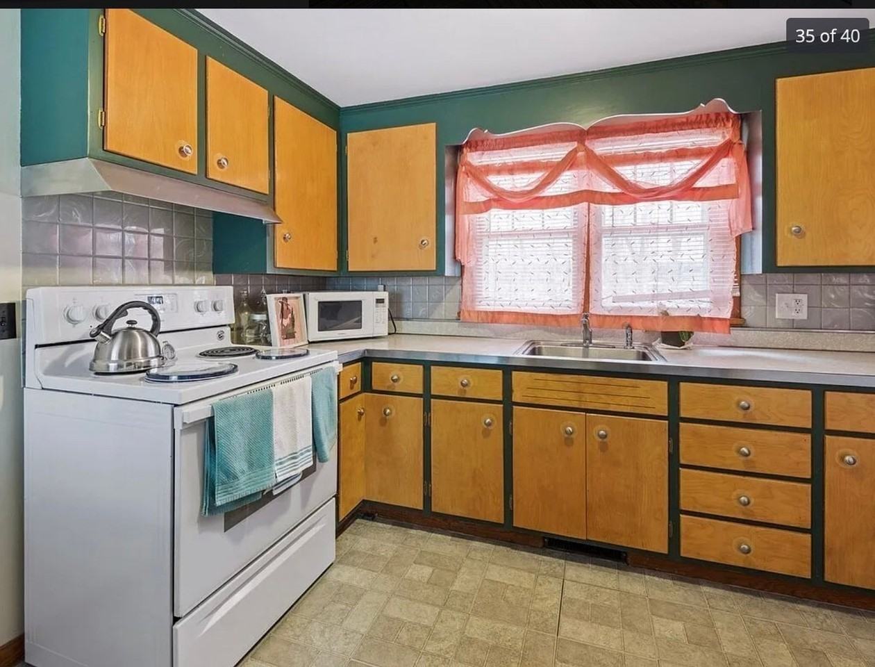 12 Meadowbrook Cir - Photo 2 of 12