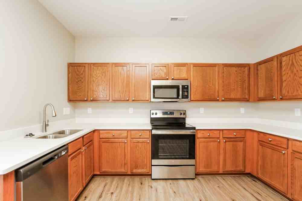 102 Clacton Ct - Photo 7 of 17