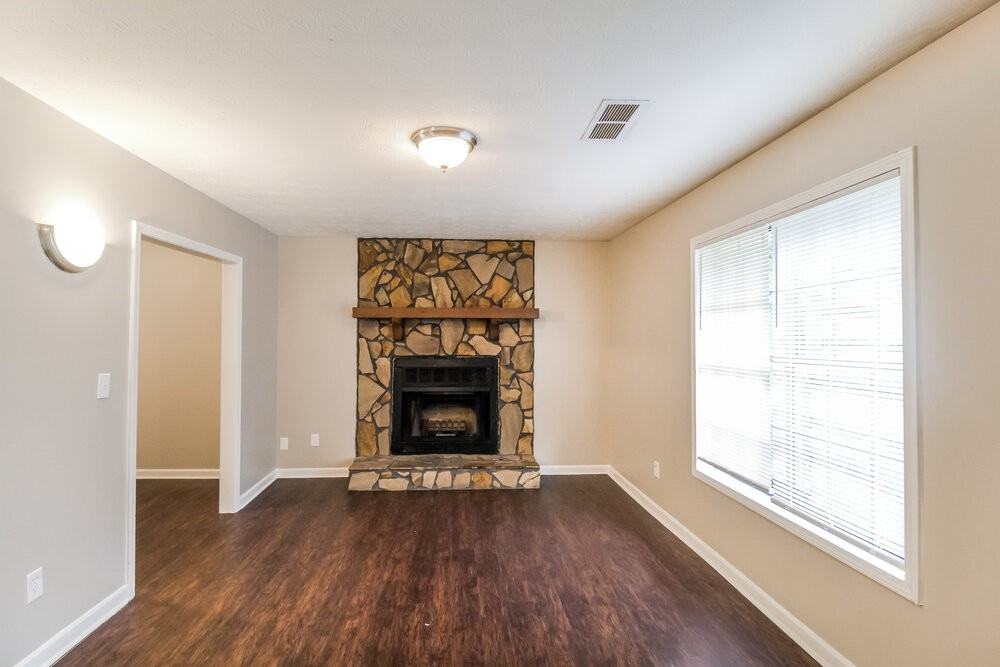 3066 Arden Way - Photo 5 of 18