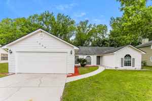 featured image of 1554 Mountain Lake Dr W