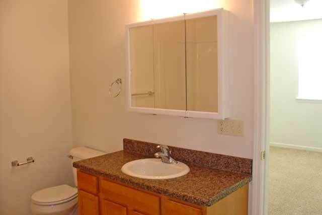 746 Avenue B - Photo 4 of 7