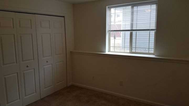 746 Avenue B - Photo 5 of 7