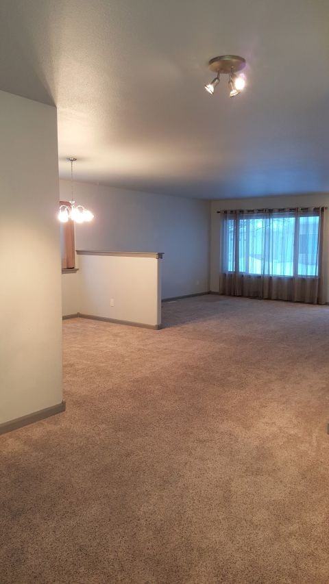 3119 New Hope Dr - Photo 3 of 7