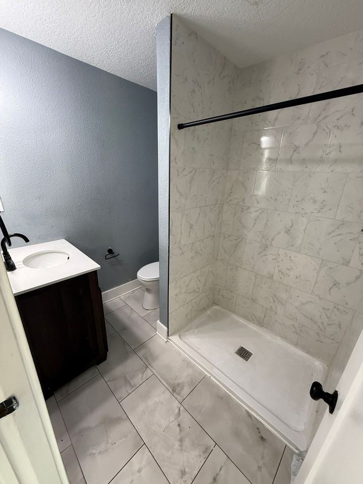 19 E Broad St - Photo 6 of 18