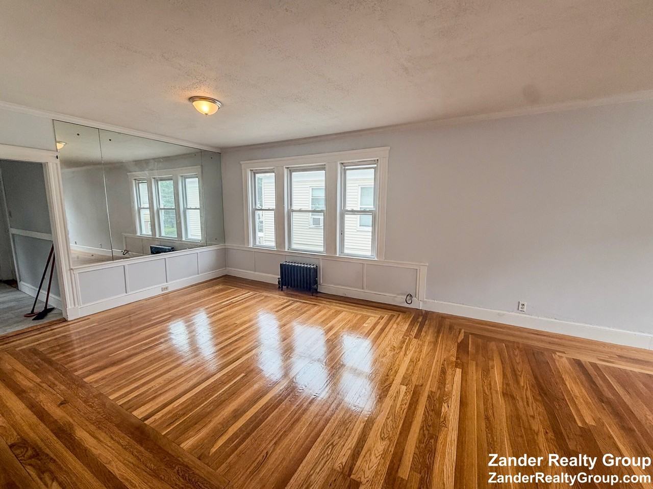 45 Favre St #2 - Photo 2 of 6